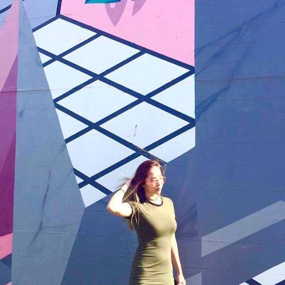 Meet your Posher, Audrey - Picture 1 of 1